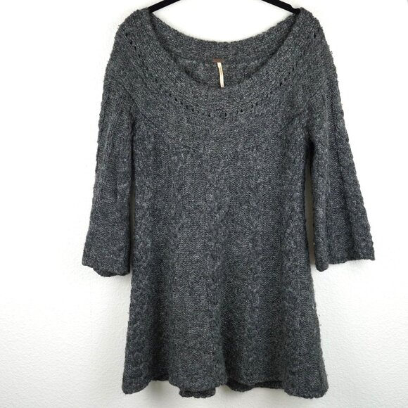 Free People Gray Knit Chunky Sweater Dress Size M‎ Boho Wool Cable Knit - Picture 1 of 10